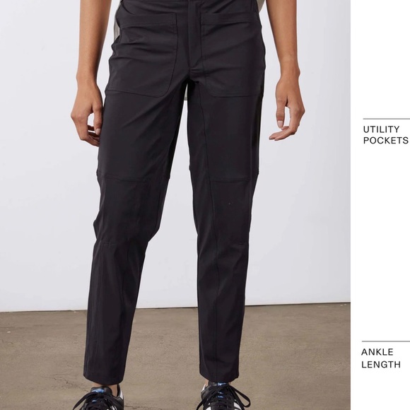 NWT RUTI Everlasting slim pants. Size 2